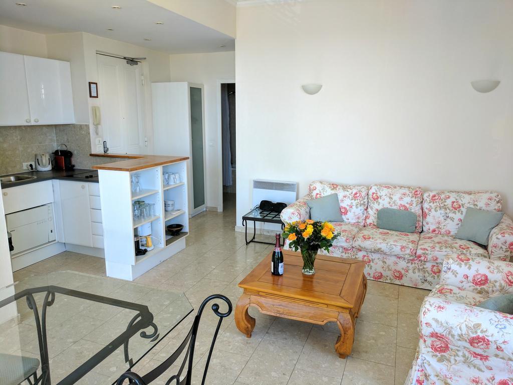Citilet Louis Blanc 1,2,3 - Three Gorgeous, Open-plan Appartamento